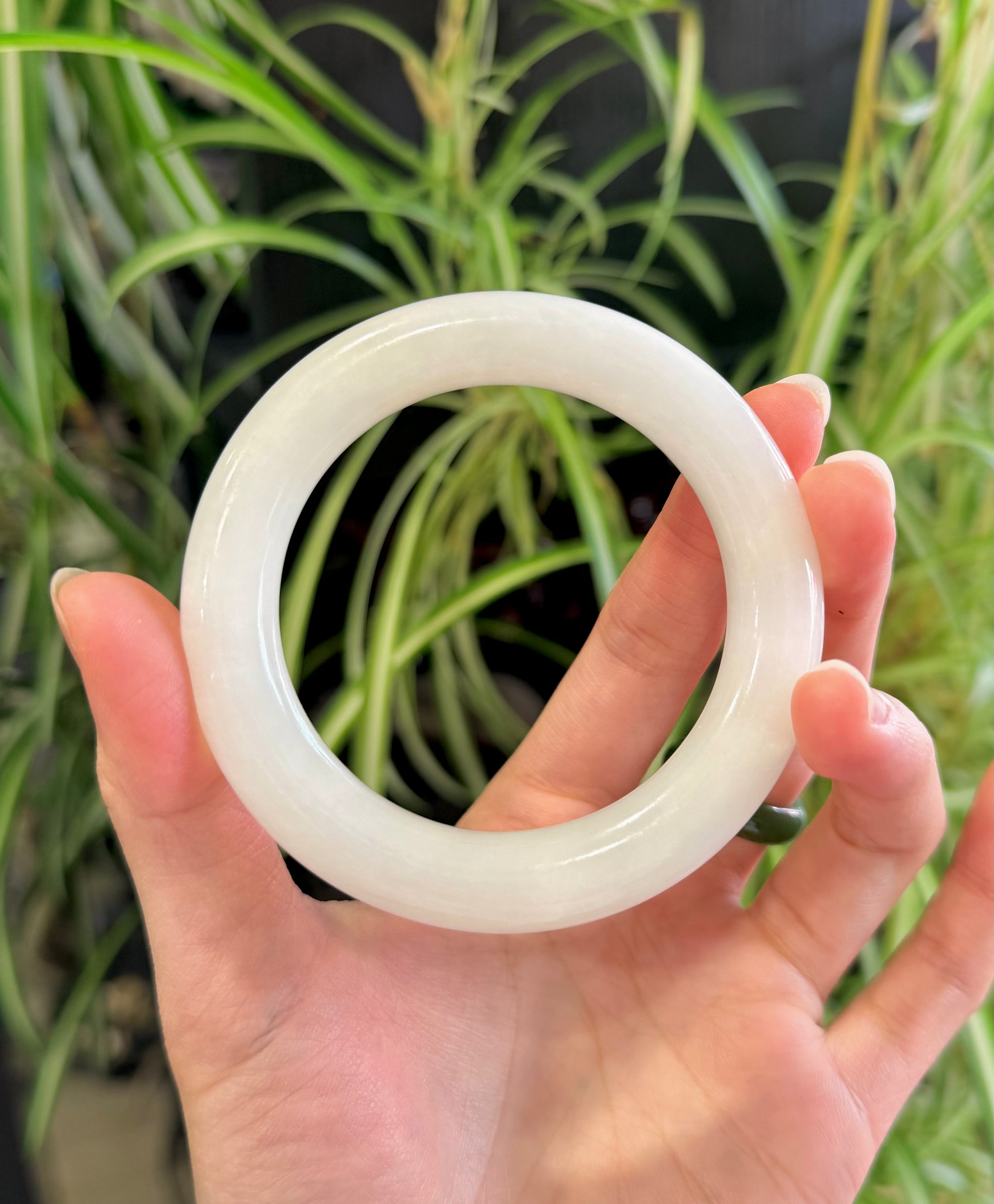 Siberian White Jade Round Bangle Natural Jade Bracelet 55mm #1577