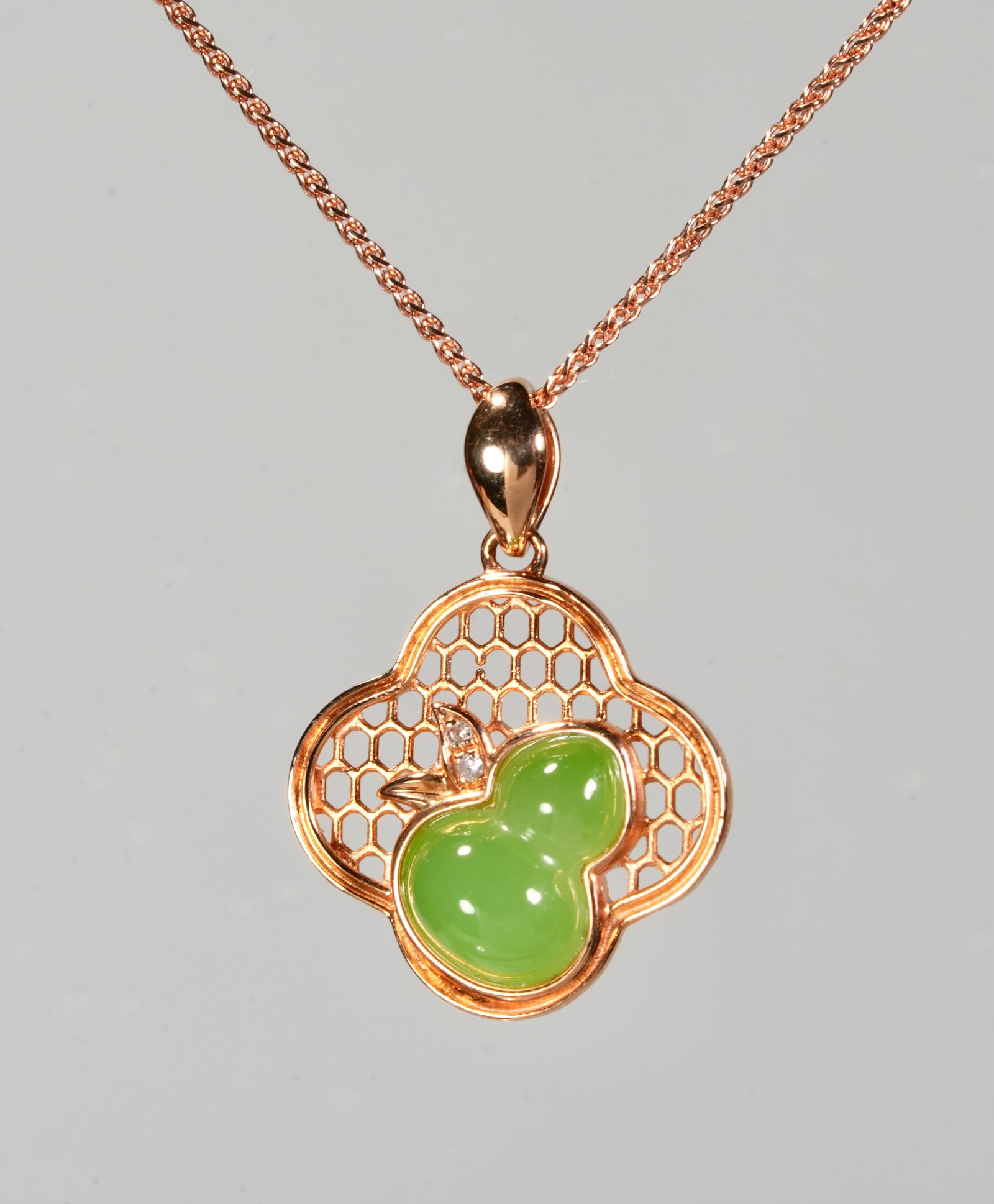 18K Siberian Jade Four Leaf Clover Gourd Pendant #2882