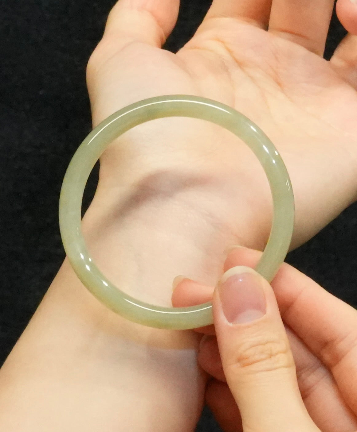 Hetian Jade Round Bangle 55.4mm #2864