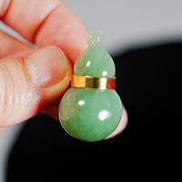 14k Chatoyant Jade Gourd Pendant #2122