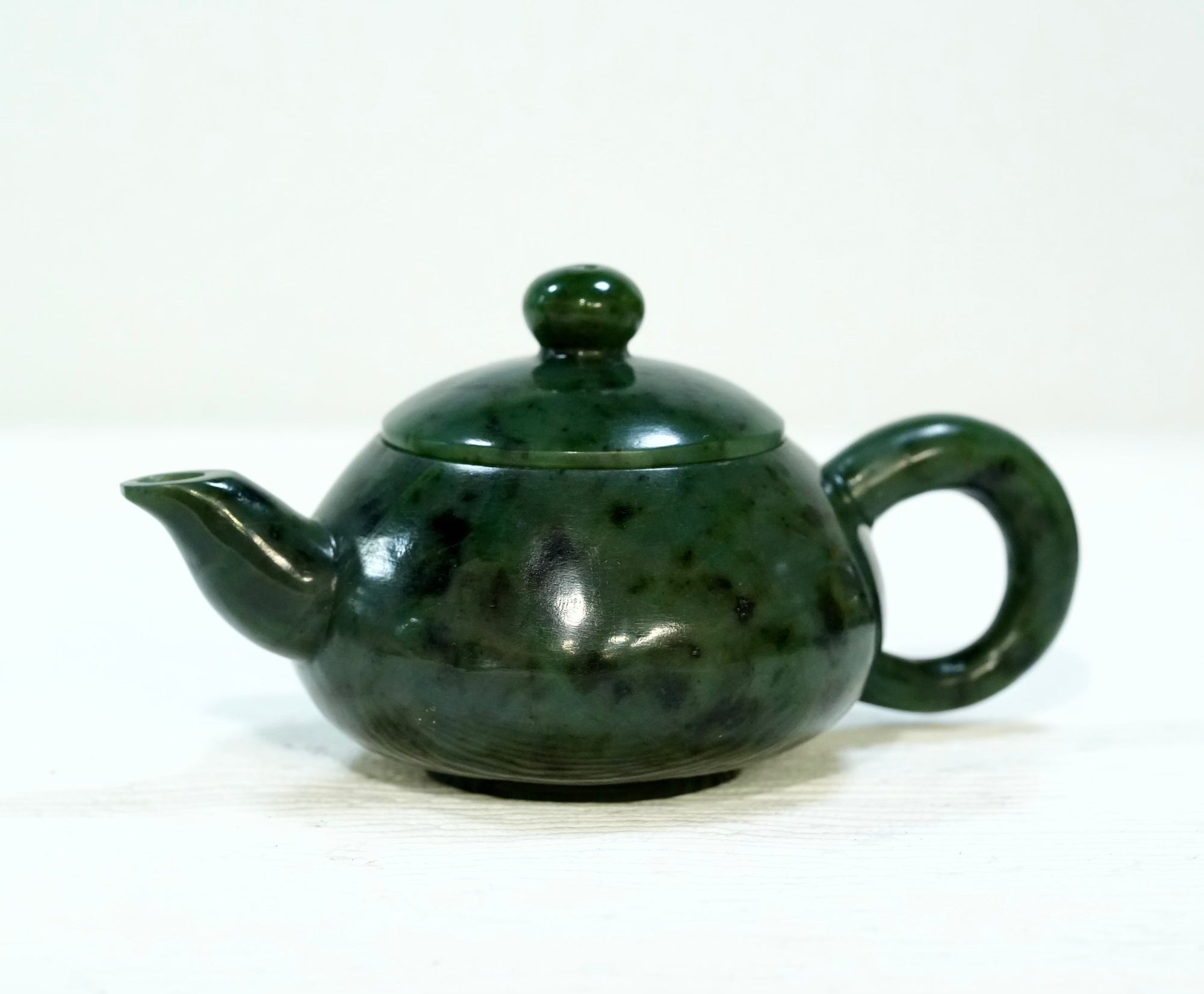 Noble Consort Jade Teapot #2986
