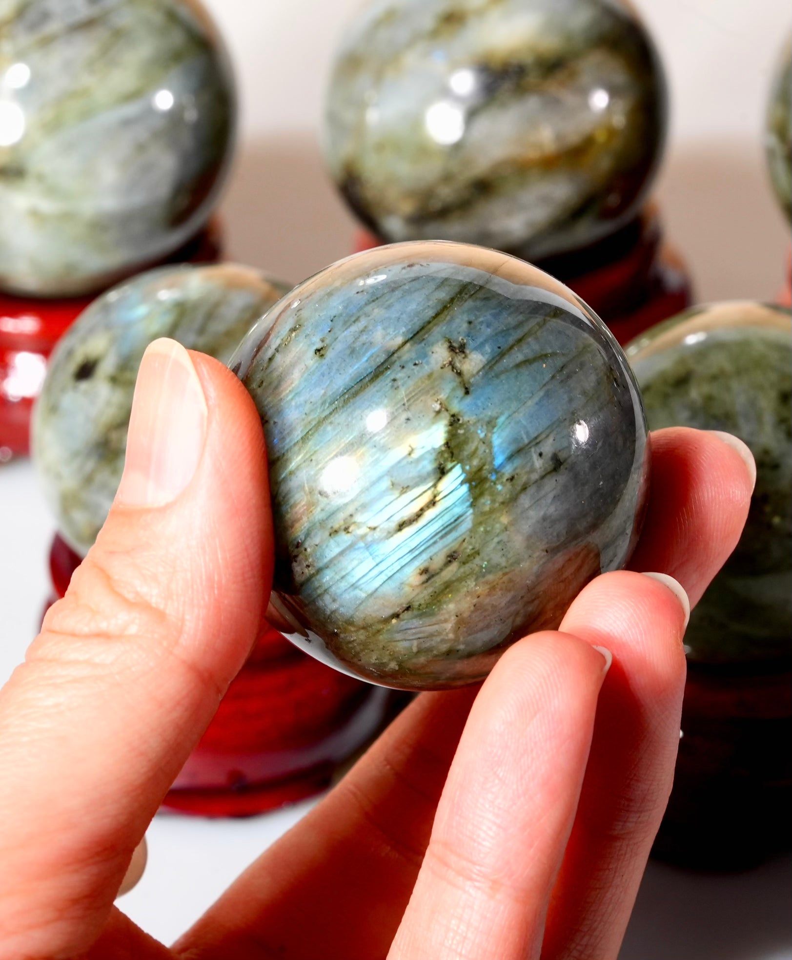 Iridescence Labradorite Polished Decorative & Healing Ball