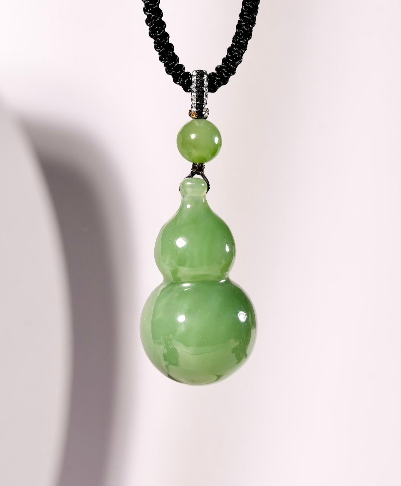 Siberian Chatoyant Jade Gourd Pendant Natural Jade 34mm Top Grade #1340