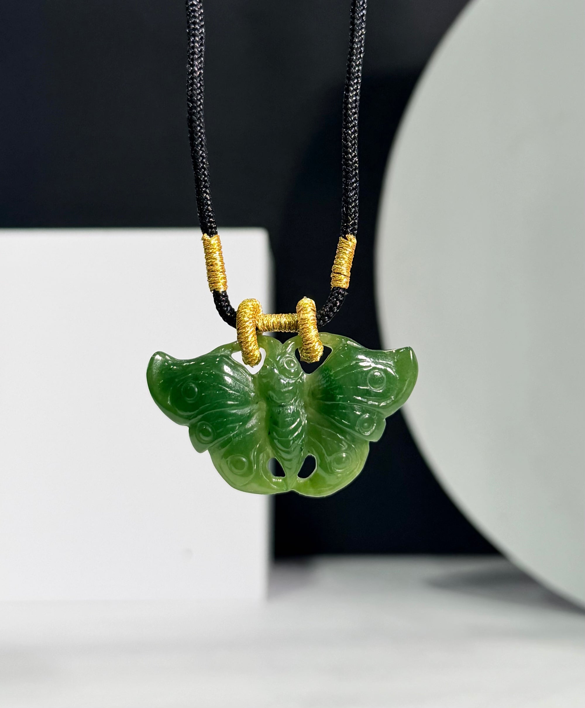 碧玉手雕蝴蝶吊坠 #1785