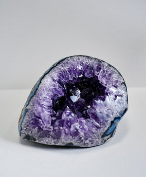 AMETHYST SEMI-GEODES EXTRA QUALITY(1.9 LB) #2153