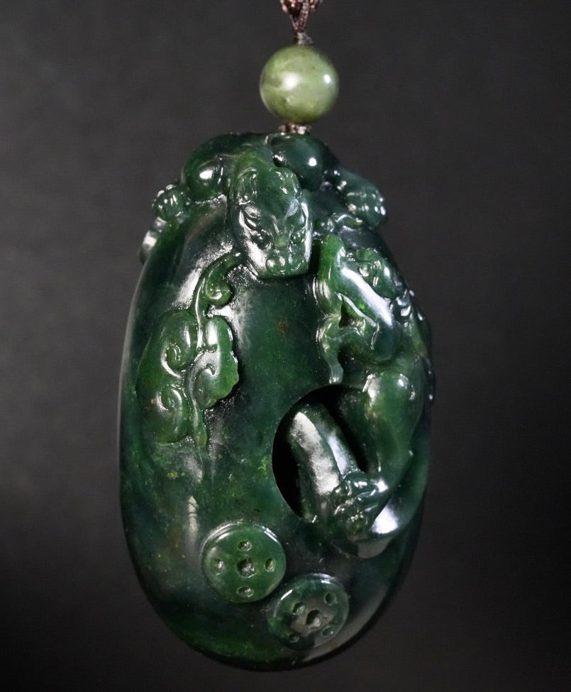 Hand-carved Dragon Jade Palm Stone #1017