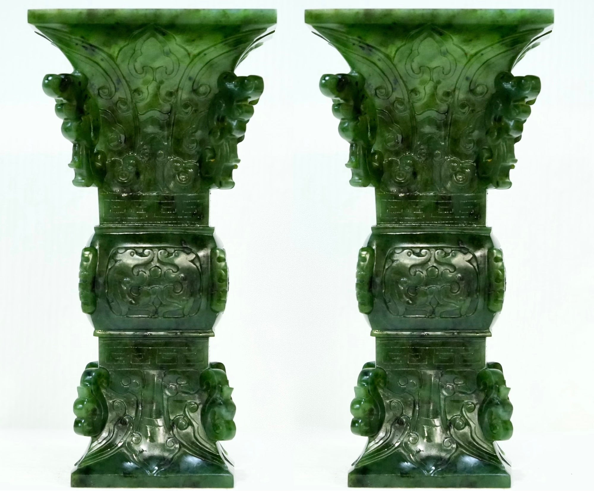 Jade carving in the style of ancient ritual bronzes #2988