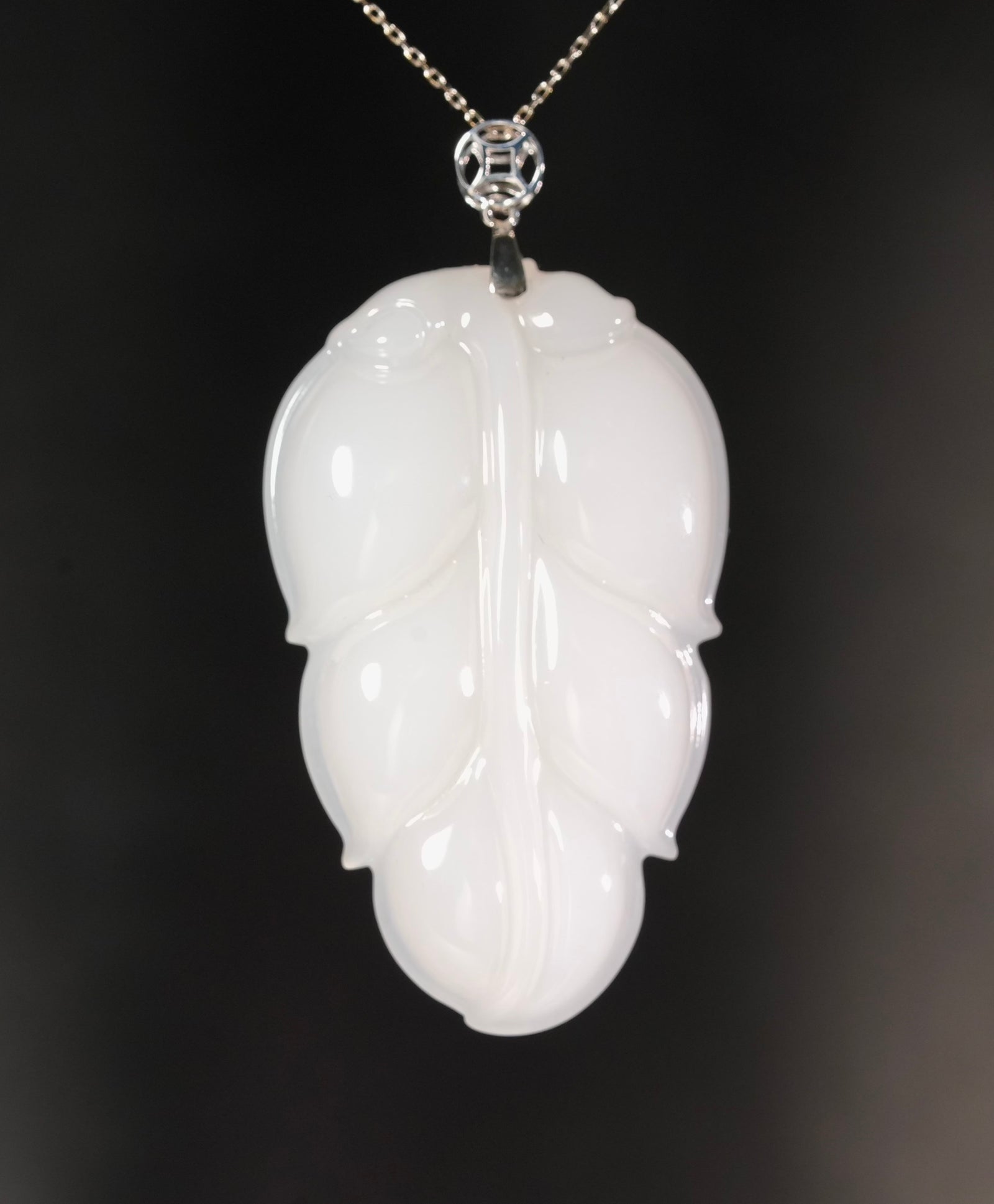18k White Jade Leaf Pendant #3009
