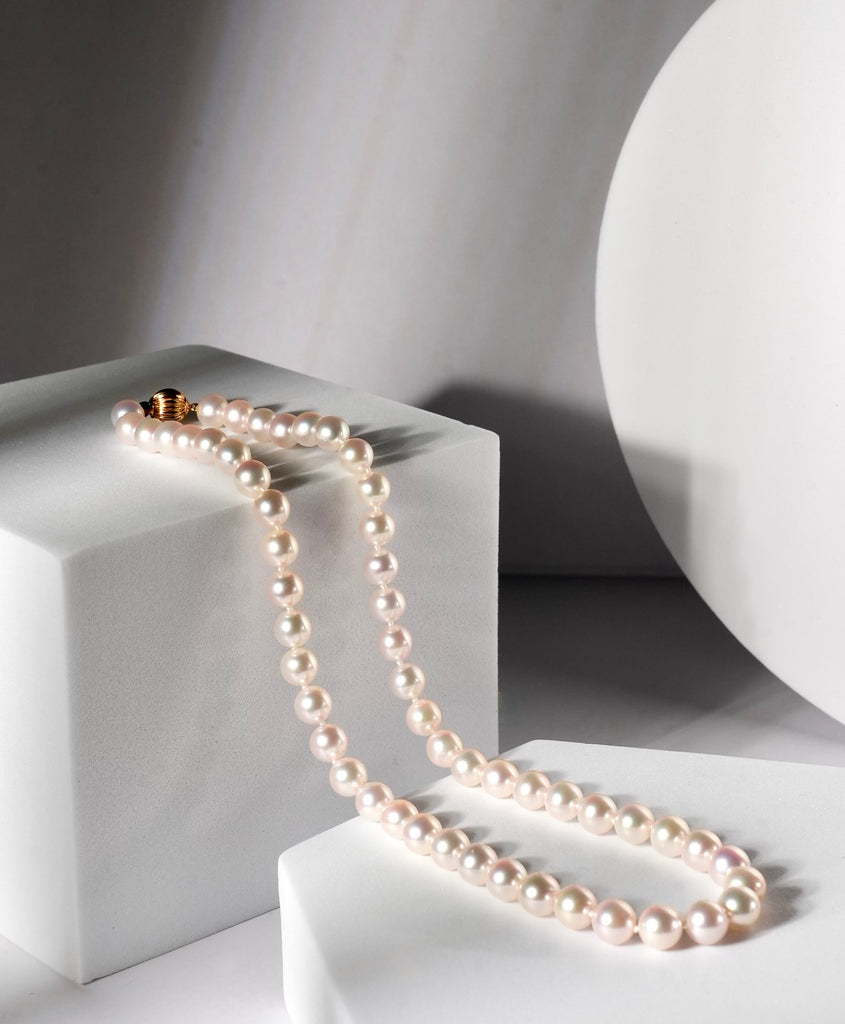 Pearl pendant jewelry example