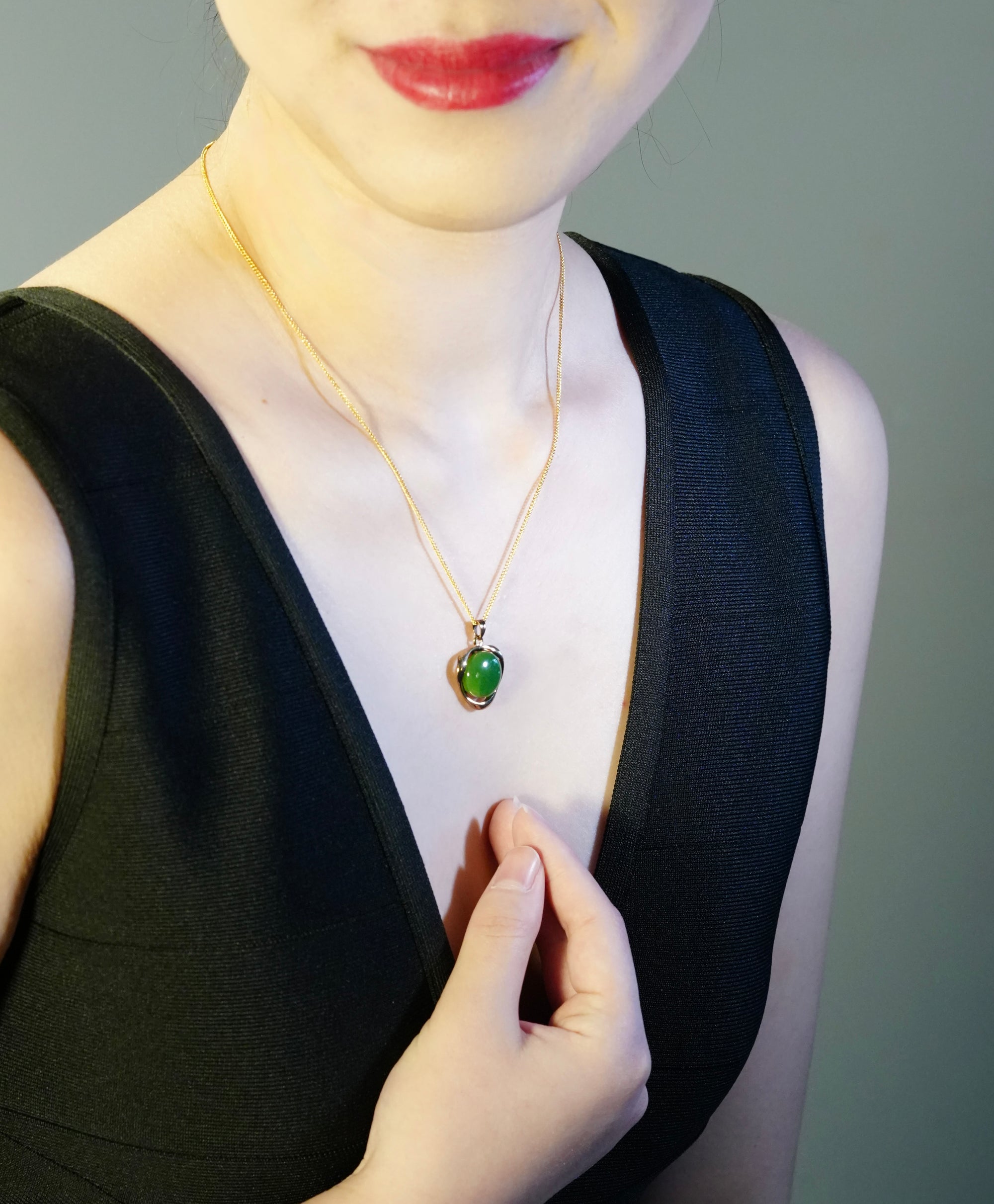 Jade Vintage Triangle Pendant #1100