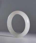 MUTTON FAT JADE BANGLE 57.5MM #388