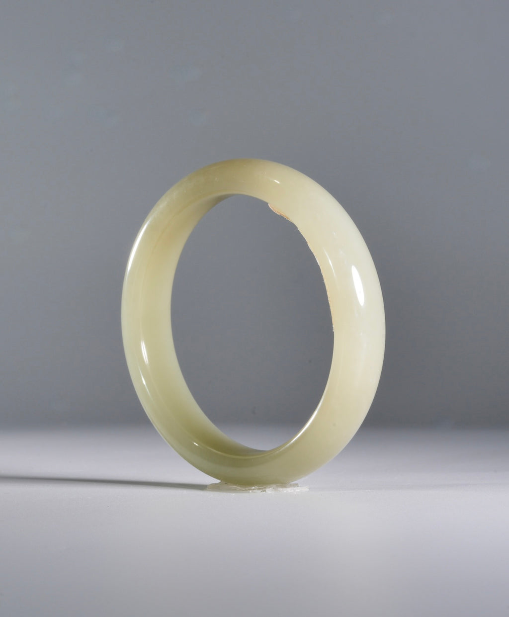 White Jade Bangle 60.5mm #123