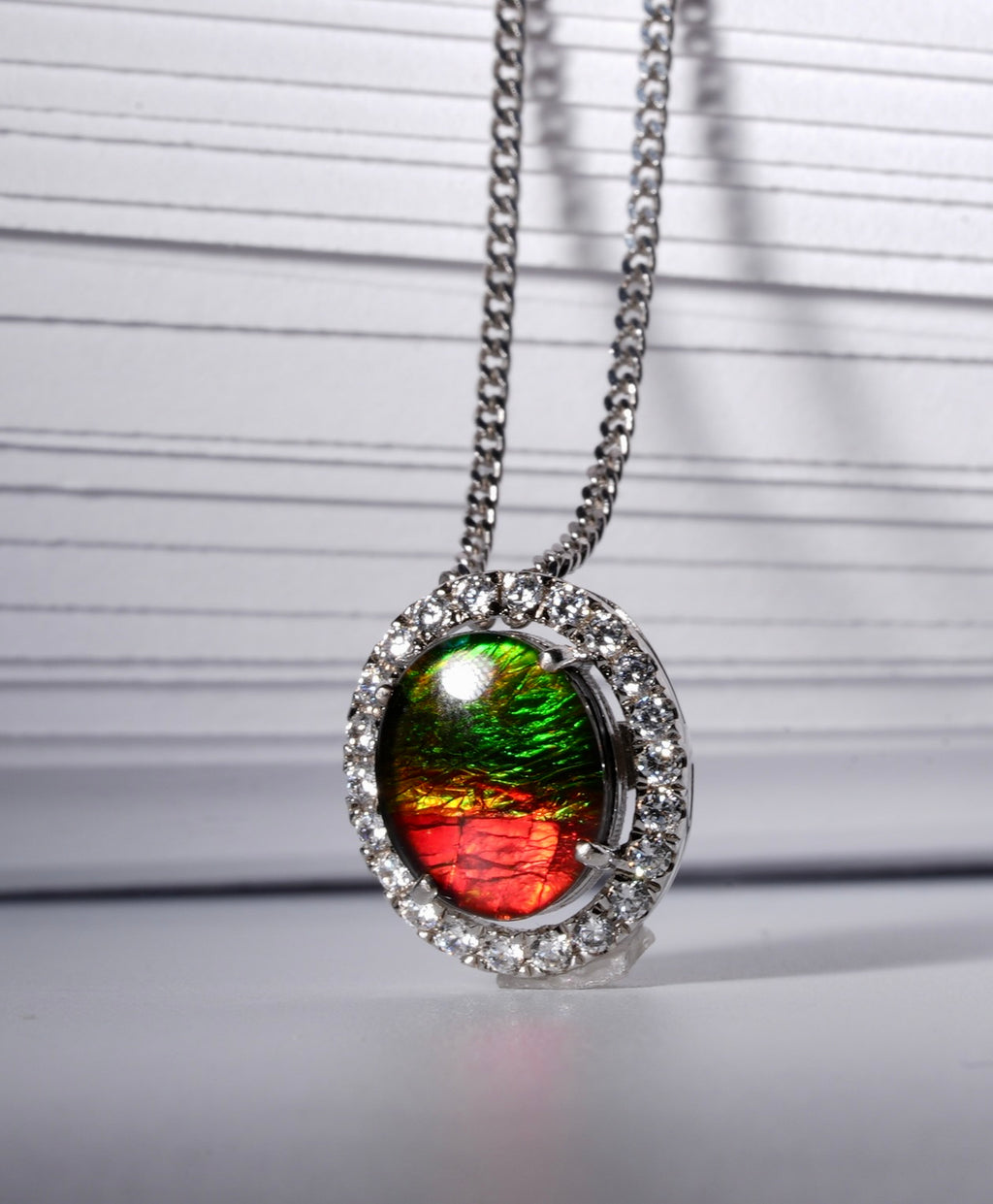 Round Ammolite Pendant #967