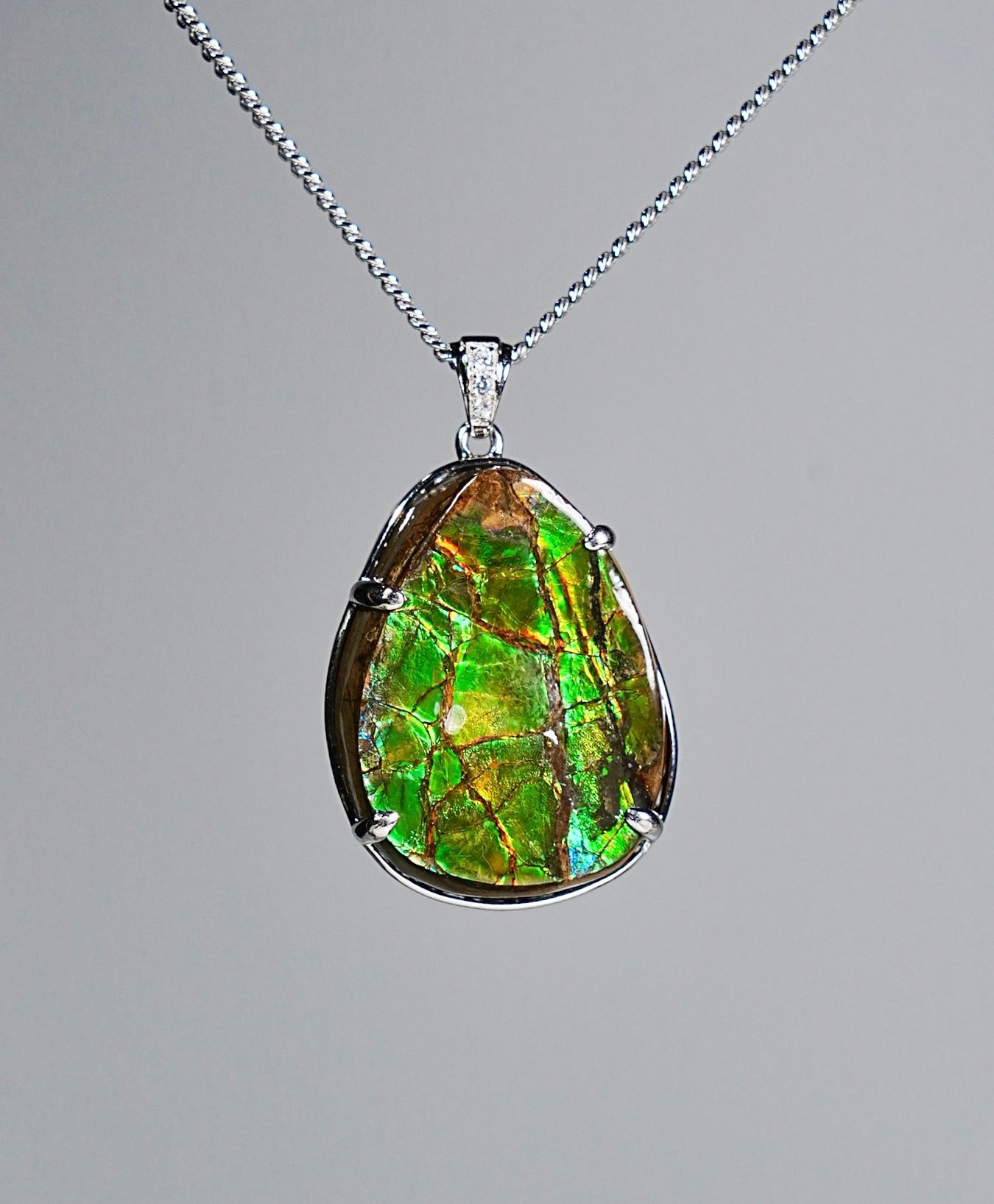 Crackle Pattern Ammolite Pendant #1996