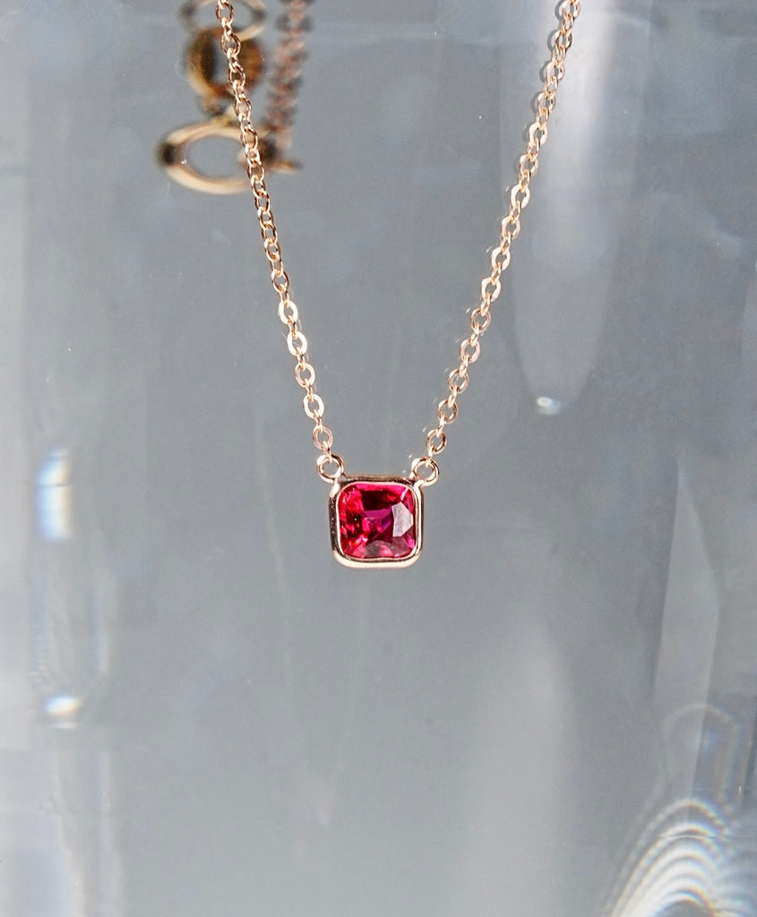 Amethyst pendant jewelry example