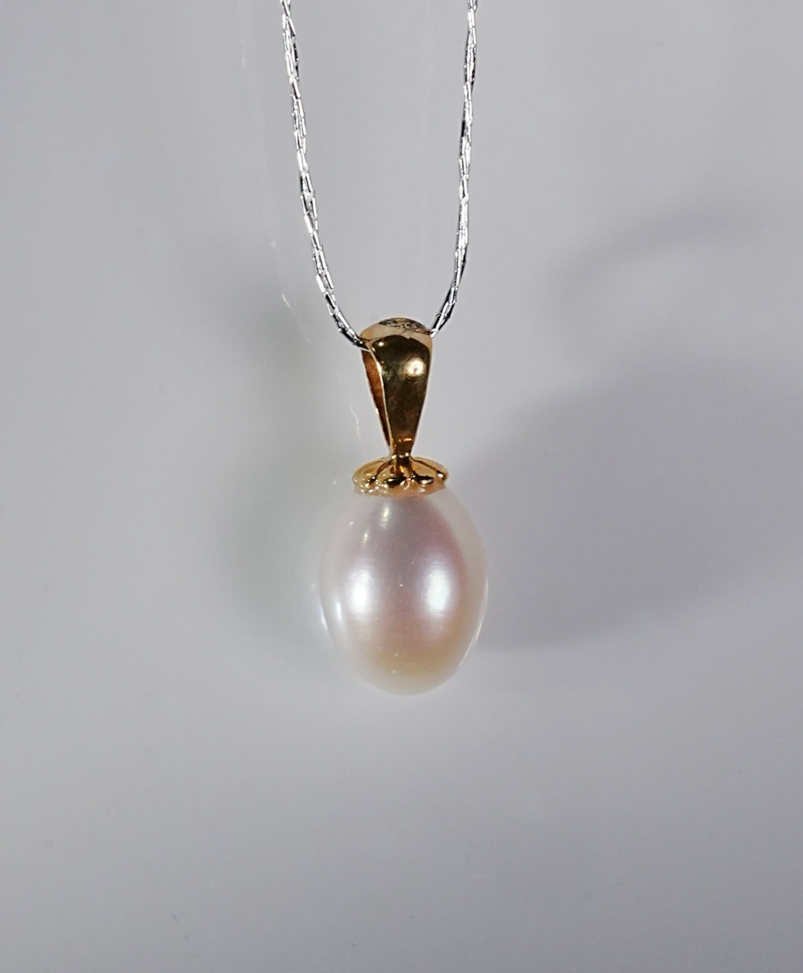 14K Cultured Freshwater Pearl Pendant #1638