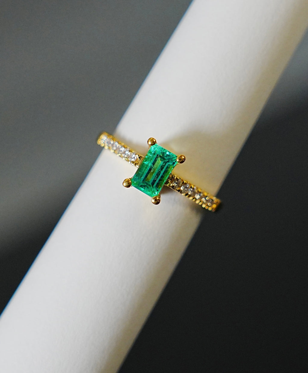 18K Colombian Emerald Ring #2187