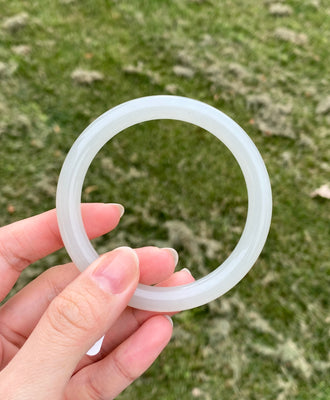 White Jade Bangle 61mm #865