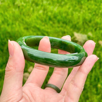 A CANADIAN JADE BANGLE 60MM #2344