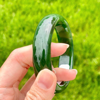 A CANADIAN JADE BANGLE 58MM #2411