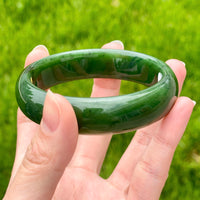 A CANADIAN JADE BANGLE 58MM #2411