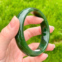 A CANADIAN JADE BANGLE 58MM #2411