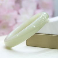 White Jade Bangle 60.5mm #123