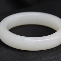 MUTTON FAT JADE BANGLE 57.5MM #388