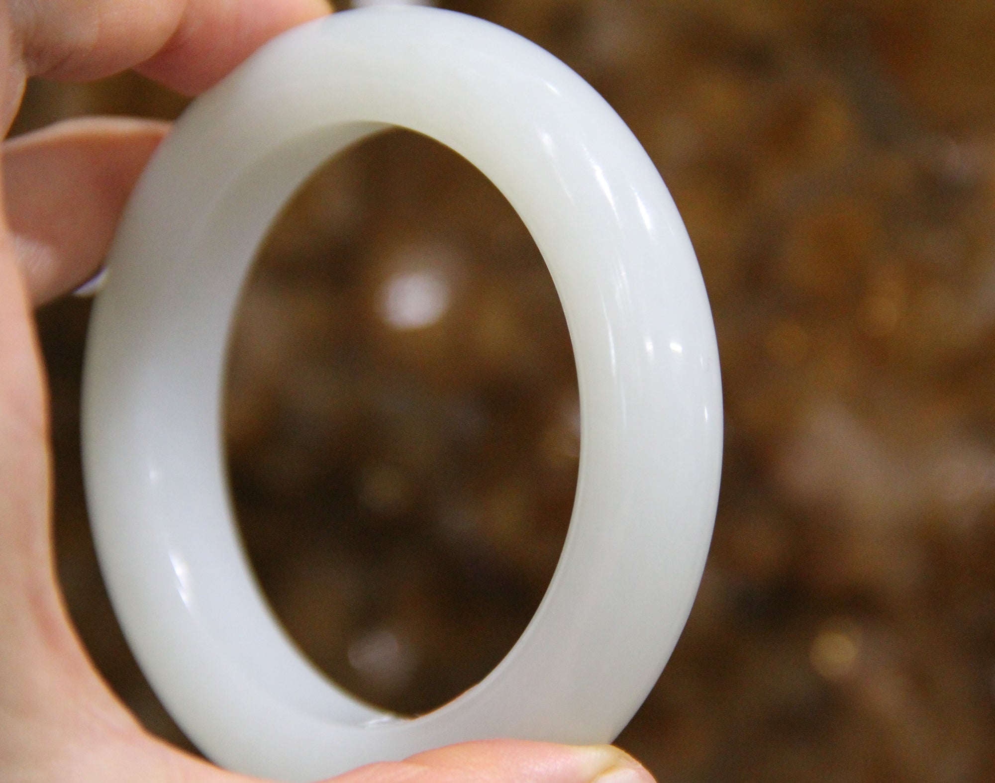 Mutton Fat Jade Bangle 56.6mm #687