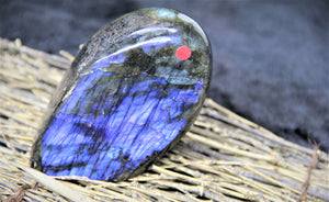 IRIDESCENCE LABRADORITE POLISHED DECORATIVE & HEALING STONE #936