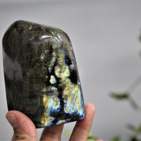 IRIDESCENCE LABRADORITE POLISHED DECORATIVE & HEALING STONE #951