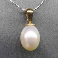 CULTURED FRESHWATER PEARL PENDANT #1638